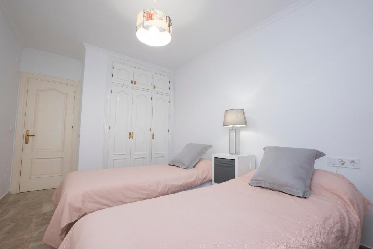 Nerja Jarales Menyber Apartment Exterior photo
